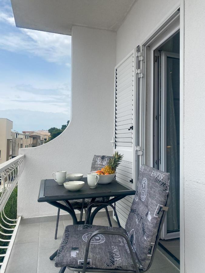 Apartments Paladin Makarska Esterno foto