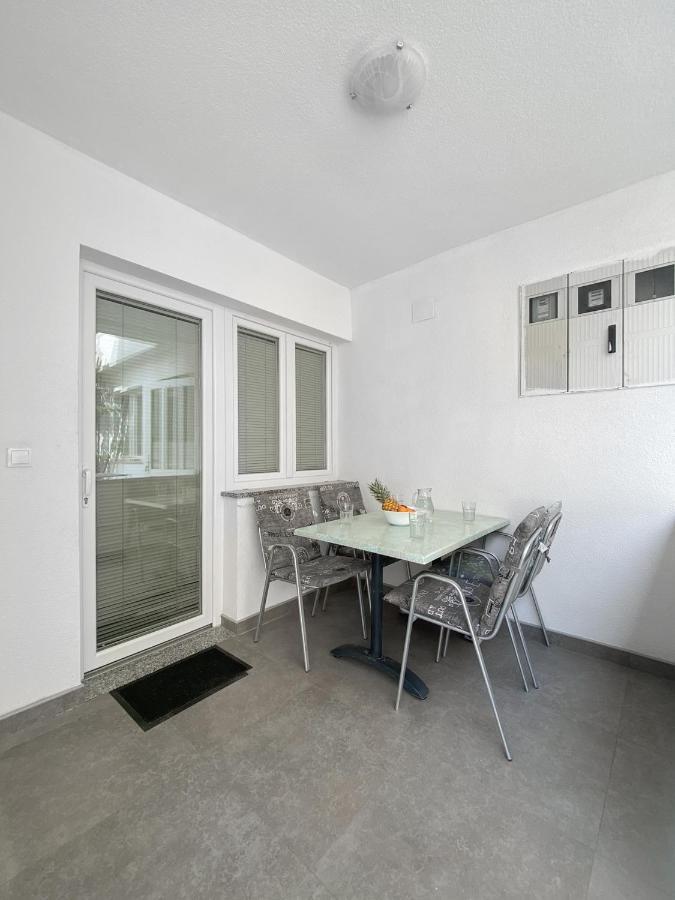 Apartments Paladin Makarska Esterno foto