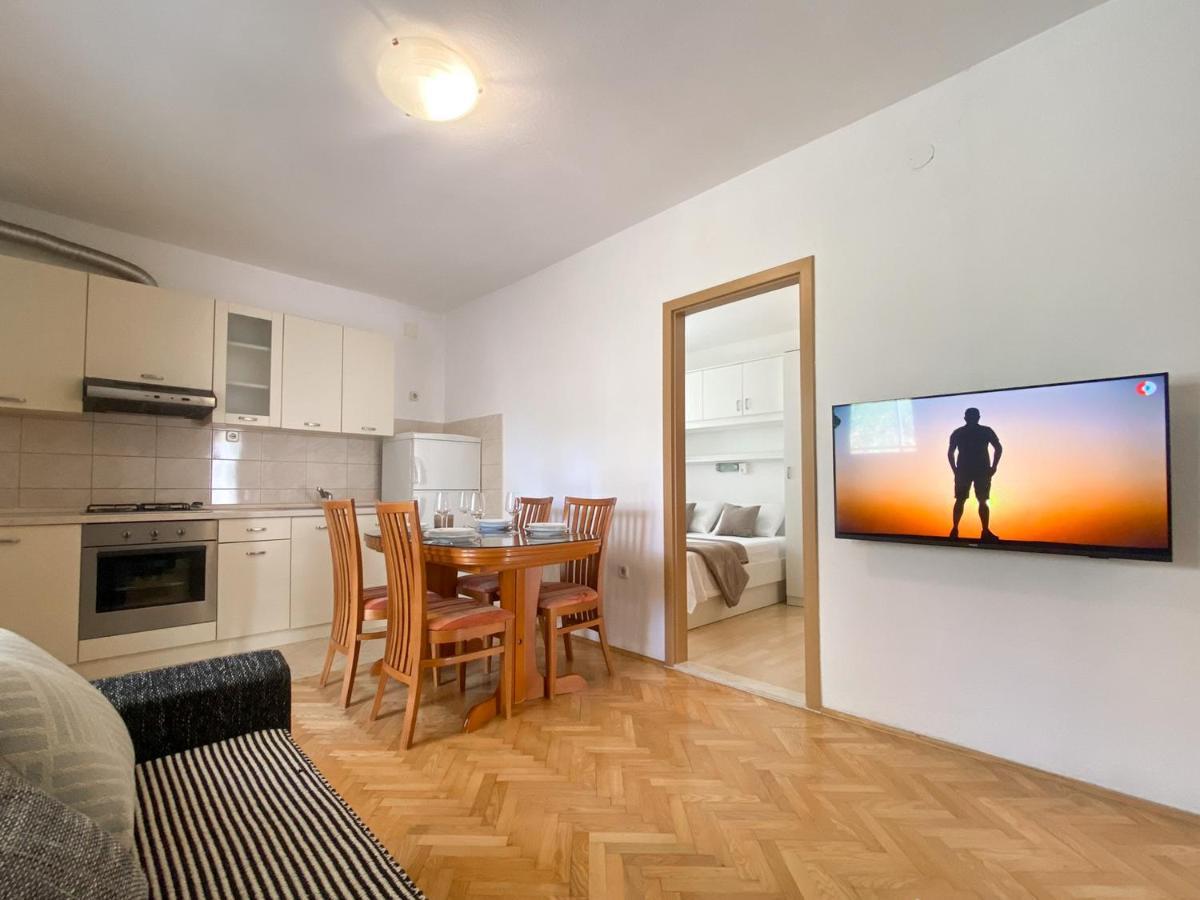 Apartments Paladin Makarska Esterno foto