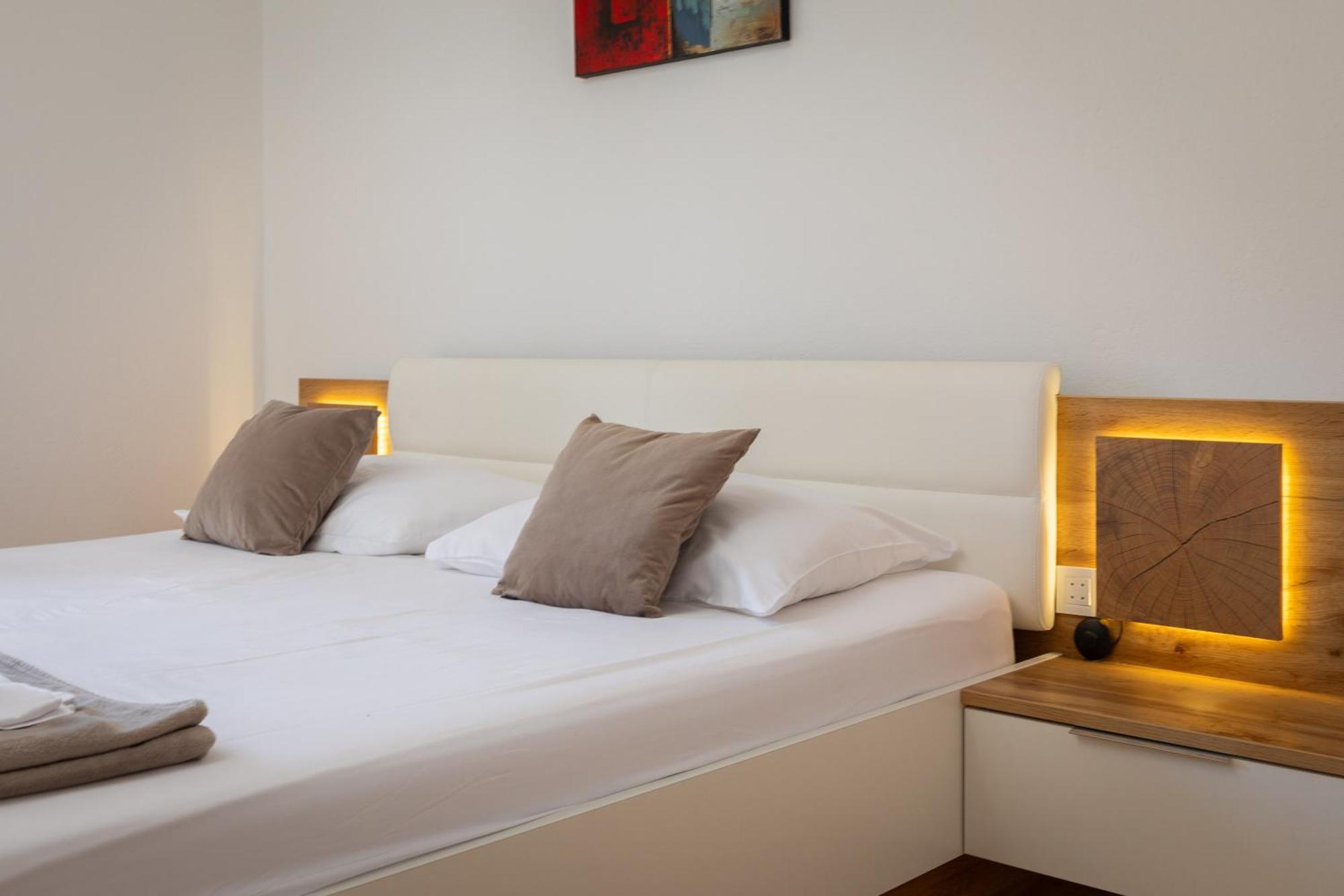 Apartments Paladin Makarska Esterno foto